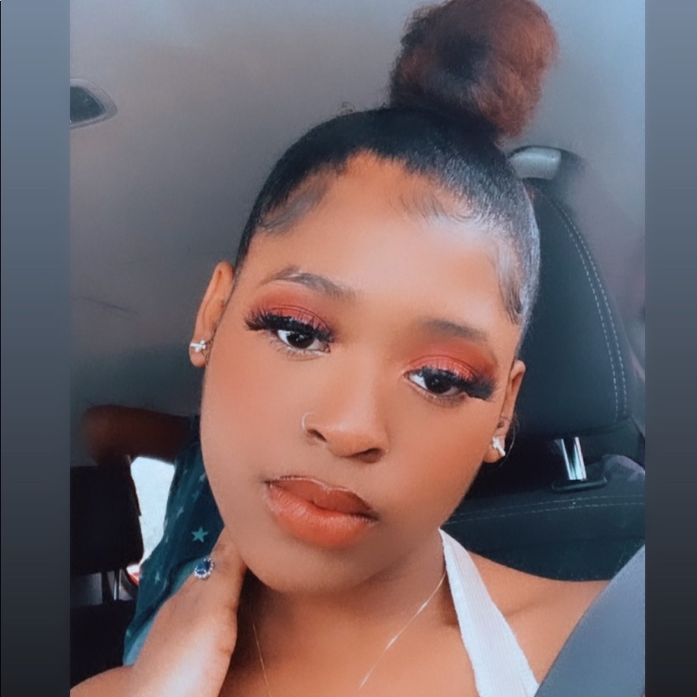 Meet your Posher, Tyla